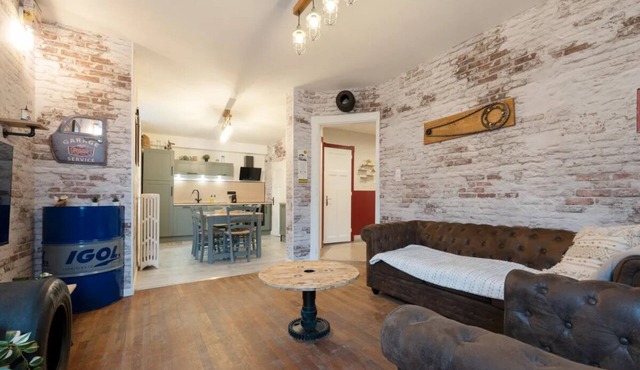 The Atelier Apartment, 4-star rated, sleeps up to 5 people