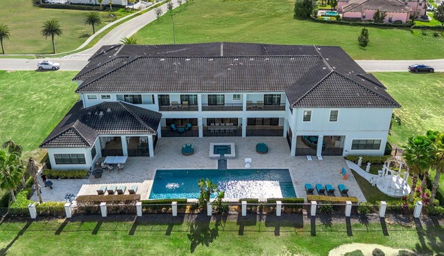 The Atlantis at Reunion | Luxe Mansion w/Private Pool, Arcades, and Themed Rooms Near Disney