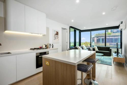 The Atrium Glen Waverley with Pool Gym Parking