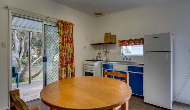 ☀️🎣🐠🎣☀️The Cottage Don't Feel Like Camping? Happy Valley