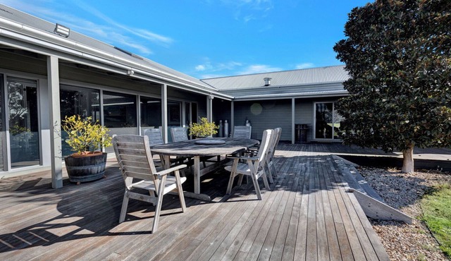 The AUSF Homestead - Retreat offers a blend of tranquility and amenities