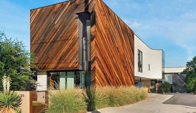 The Austin Oasis: Modern, spacious, and close to everything