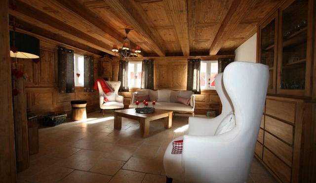 THE AUTHENTICS-THE HOUSE - The Domaine d'Autrefois & Spa * Standing 10 Pers