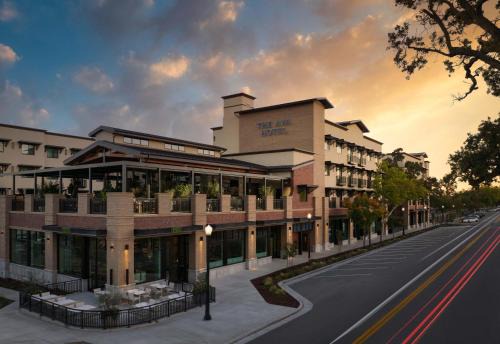 The Ava Hotel Paso Robles, Curio Collection By Hilton