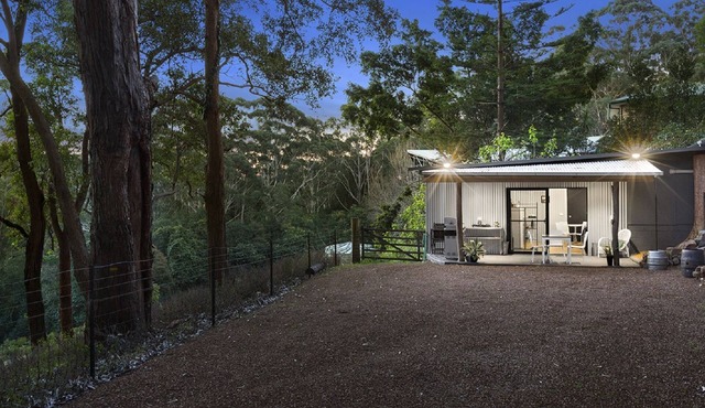 The Avenue - Beach and the Bush Cabin