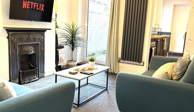 The Avenue Townhouse - Entire Villa - Parking