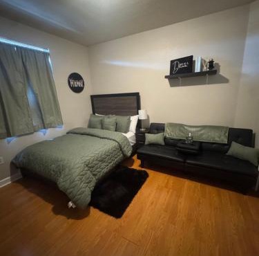 The B Shared Resident