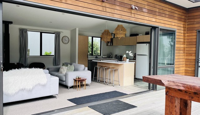 The Bach Retreat Kakanui