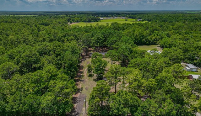 The Baker Rustic Laurel Retreat