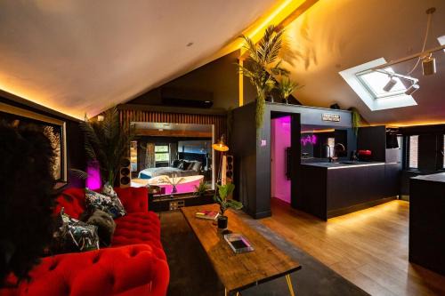 The Bakers Luxury Top Floor Apartment