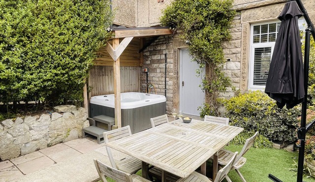 The Bakewell Retreat - Full Sized Hot-Tub - Pets