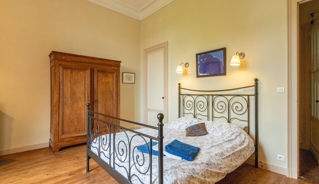 The “Balcon” Room at Château Habas with Wi-Fi