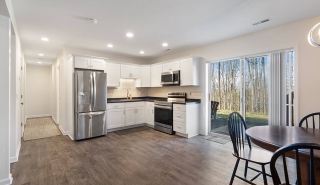 The Baldwin Flat - furnished for long-term stays