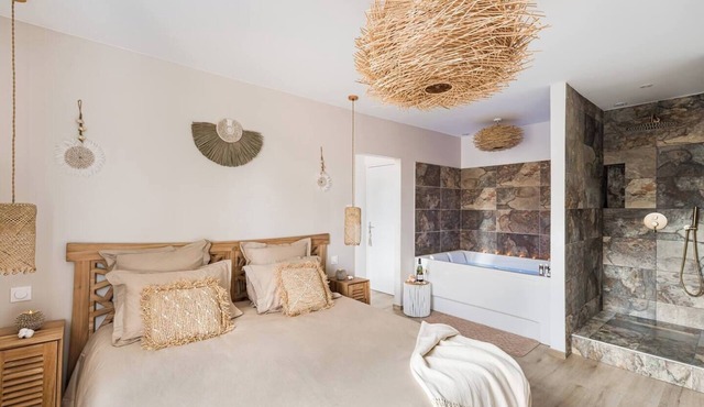 The Bali Room Balneo Saint Etienne