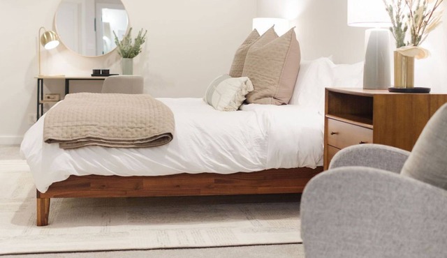 The Ballard Socialite