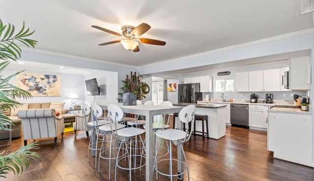 The Bamboo House! Dog-Friendly Home n RVA Sleeps 8