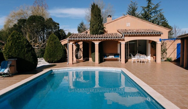 The Bamboos - private heated swimming pool