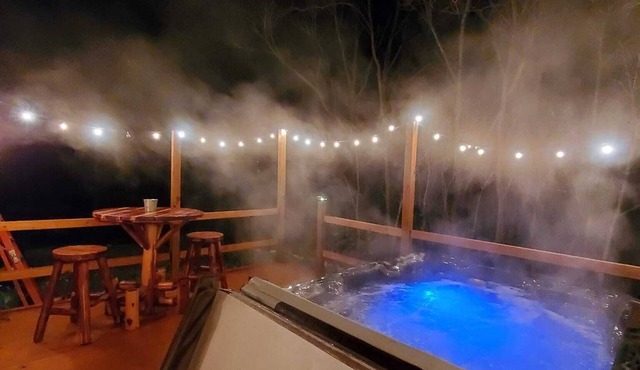 The Banty Rooster - A Couples Getaway in the Mountains of East Tennessee