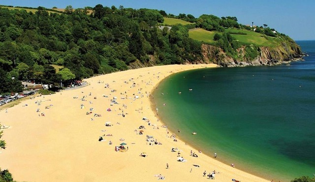 The Barn, 20 At The Beach