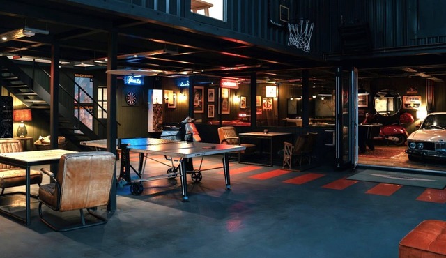 The Barn - a house that sleeps 8 guests in 4 bedrooms