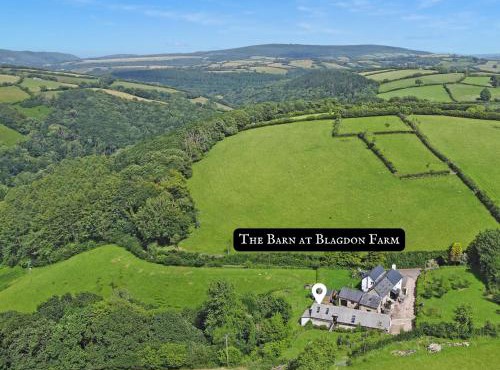 The Barn at Blagdon Farm, Exmoor - sleeps 10