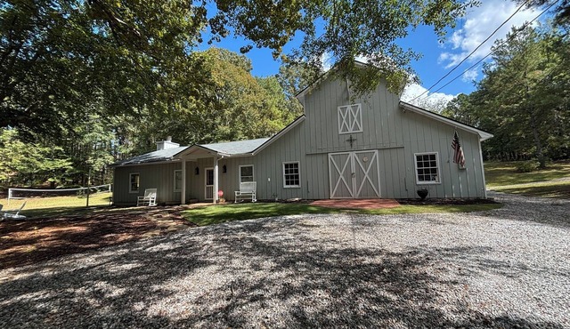 The Barn at Davis Pond