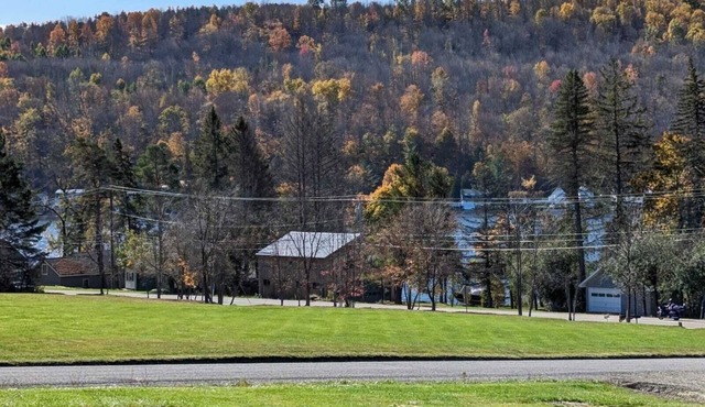 The Barn at Orchard's Edge - Event Center