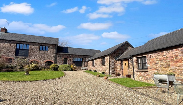 The Barn at Rainsbury House, Upton