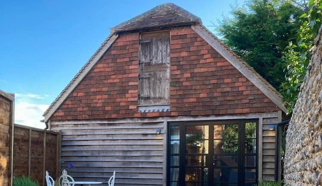 The Barn by the beach at The Well House, Climping