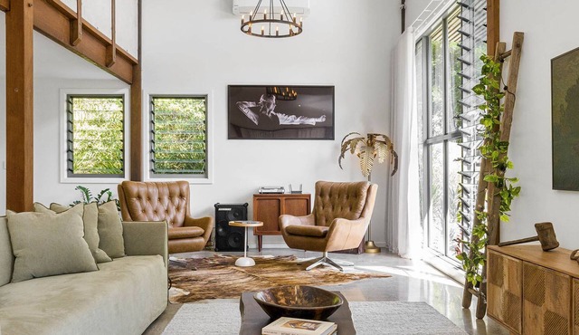 The Barn Door - luxury hinterland couples escape