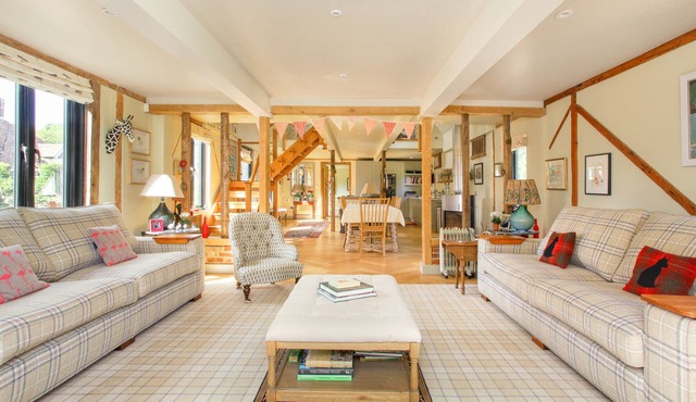 The Barn, Duckpitts Farmhouse, Bramling Canterbury