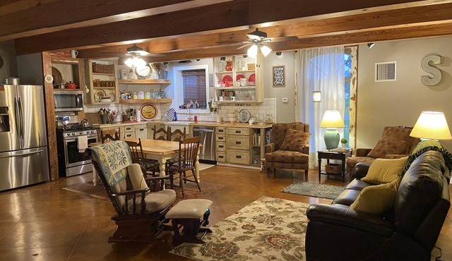 THE BARN GUESTHOUSE