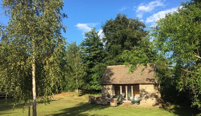 The Barn - Located away from people!