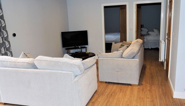 The Barn, two bedroom ground floor apartment. Wolds Way Holiday Cottages