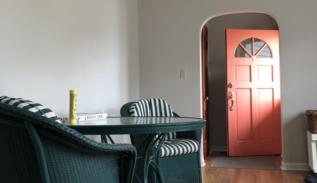 The Baroda Guest House near beaches, parks, wineries and breweries.