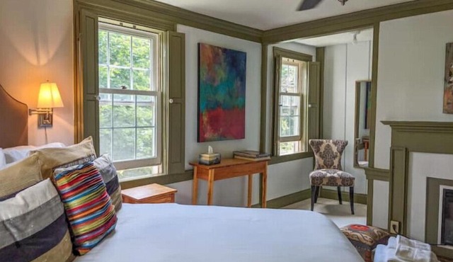 The Barracks at Starr's Point