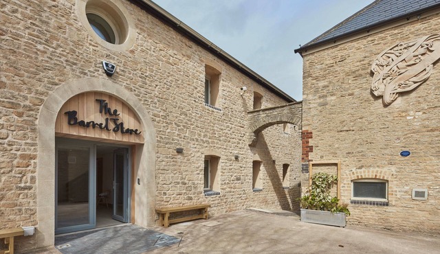 The Barrel Store - Hostel