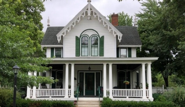 The Barron Historic Eau Claire Home