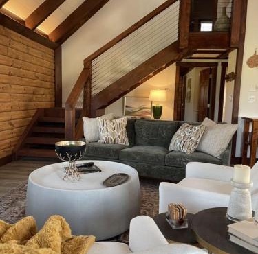 The Barton House - Luxury Mountain Chalet