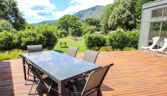 THE BASE TWO : Harrietville