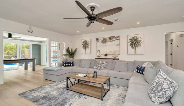 The Bay Beach House: Boat/Jetskis