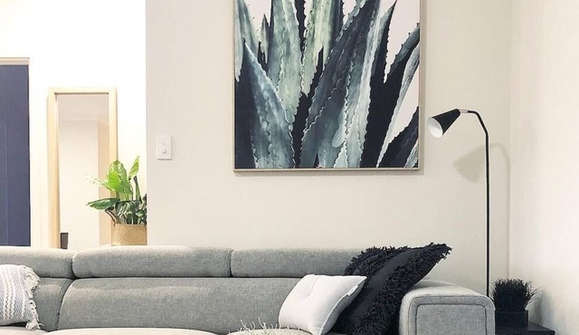 The Bay House - Stunning new holiday home with sea views