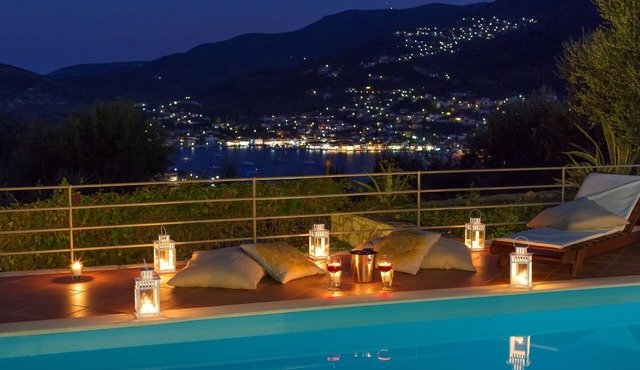 The Bay House - Two Bedroom Villa, Sleeps 4