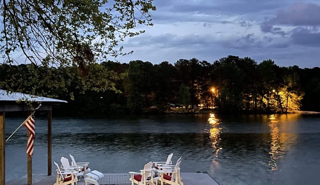 The Bayou Lodge 11 br 9 ba is great for family gathering & conferences !