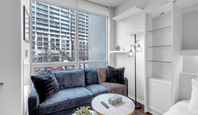 The Bayview - Downtown Toronto