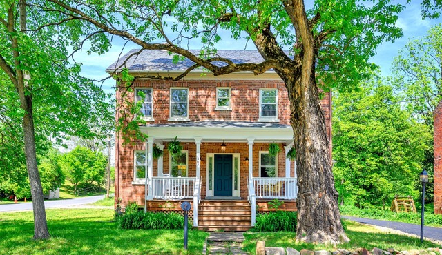The Bazil Gordon House