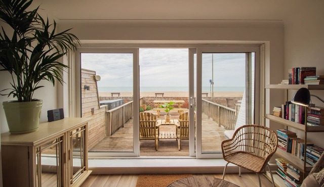 The beach box - a houses that sleeps 6 guests in 3 bedrooms