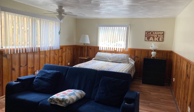 "The Beach Hive" unit 1; lower-level apartment on the Lake