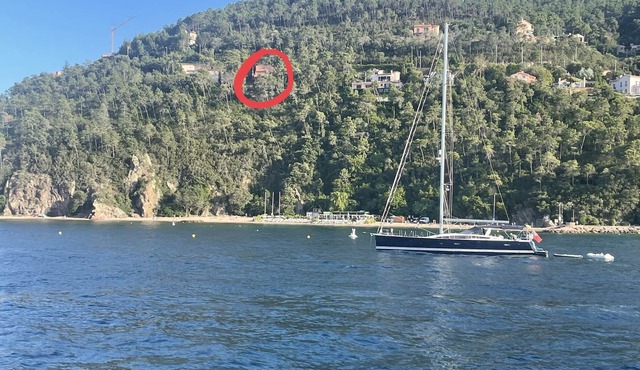 “The Beach House” - waterfront villa with spectacular views and private pool