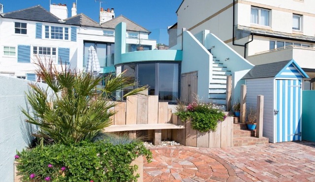 The Beach House at Sandgate Right on the beach